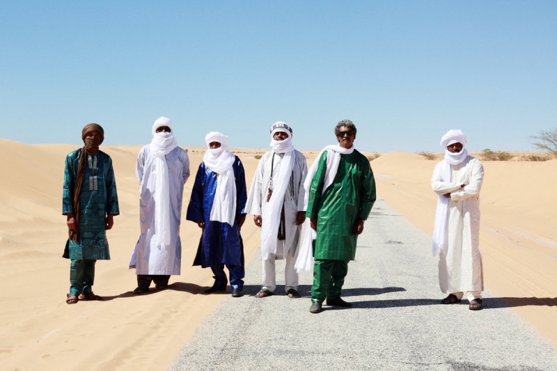 TINARIWEN PREZENTUJE TELEDYSK DO NOWEGO UTWORU