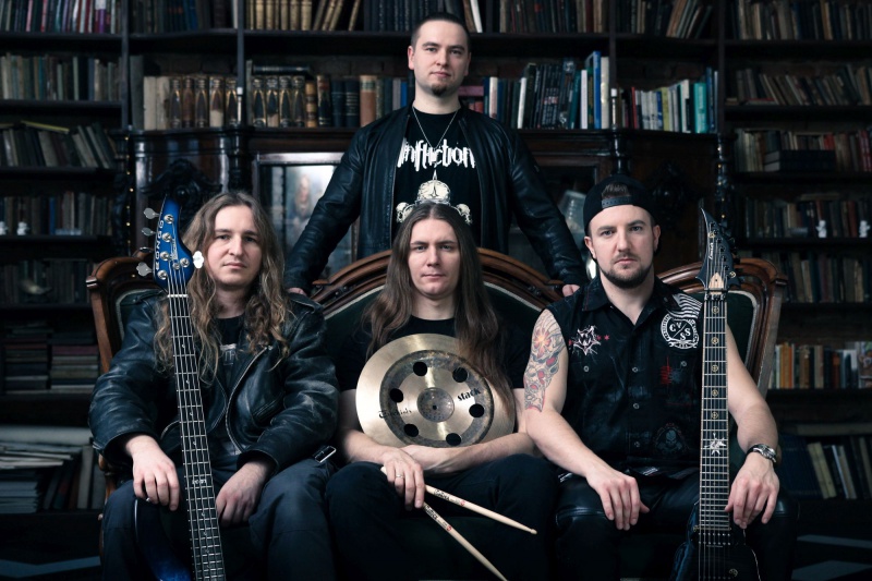 Jarocy przedstawia album "Divided"
