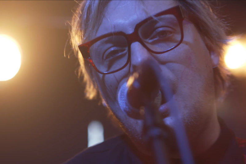 Worms of Senses. Singiel &#039;Tiger&#039; promuje album &quot;Give Up!&quot;