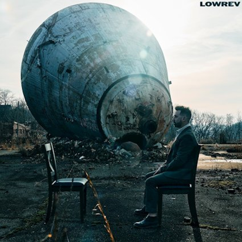 LOWREV – „It’s Hard To Lie To Strangers”