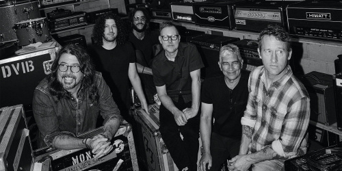 Foo Fighters wydają nowy singiel "Asking For A Friend"