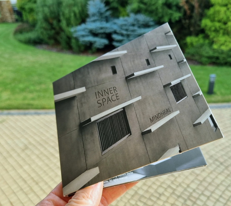Mindheal "Inner Space" - recenzja autor: Victor Czura