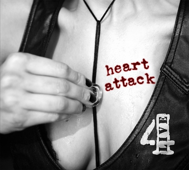 Heart Attack &quot;4Live&quot;