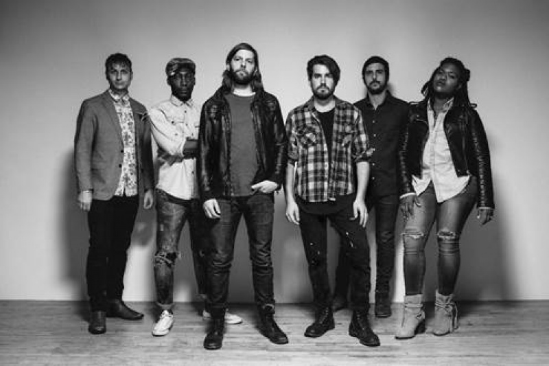 Welshly Arms – już są legendarni, teraz czas na „No Place Is Home”!