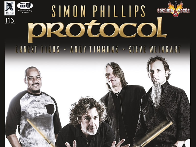 SIMON PHILLIPS, perkusista, kompozytor, producent, inżynier dźwięku.