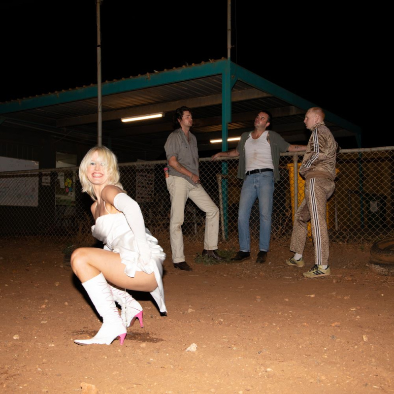AMYL AND THE SNIFFERS - NOWE UTWORY!