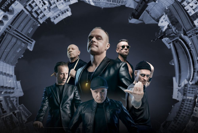 COMA RE-START TOUR