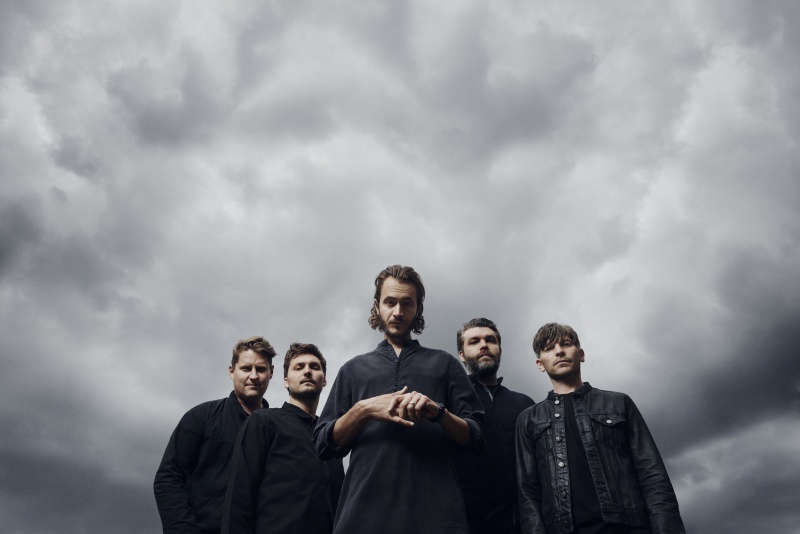 EDITORS PREZENTUJE TELEDYSK DO NOWEGO SINGLA "FRANKENSTEIN"