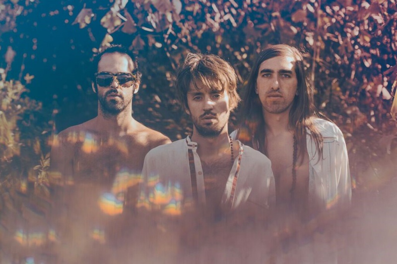 CRYSTAL FIGHTERS PREZENTUJE TELEDYSK DO „GOOD GIRLS”